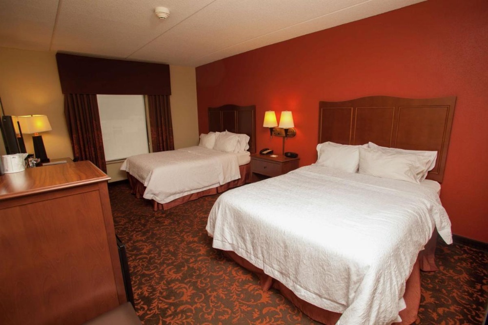 Room image 3
